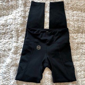 UNDER Armour Black High Waisted Celliant Leggings extra small